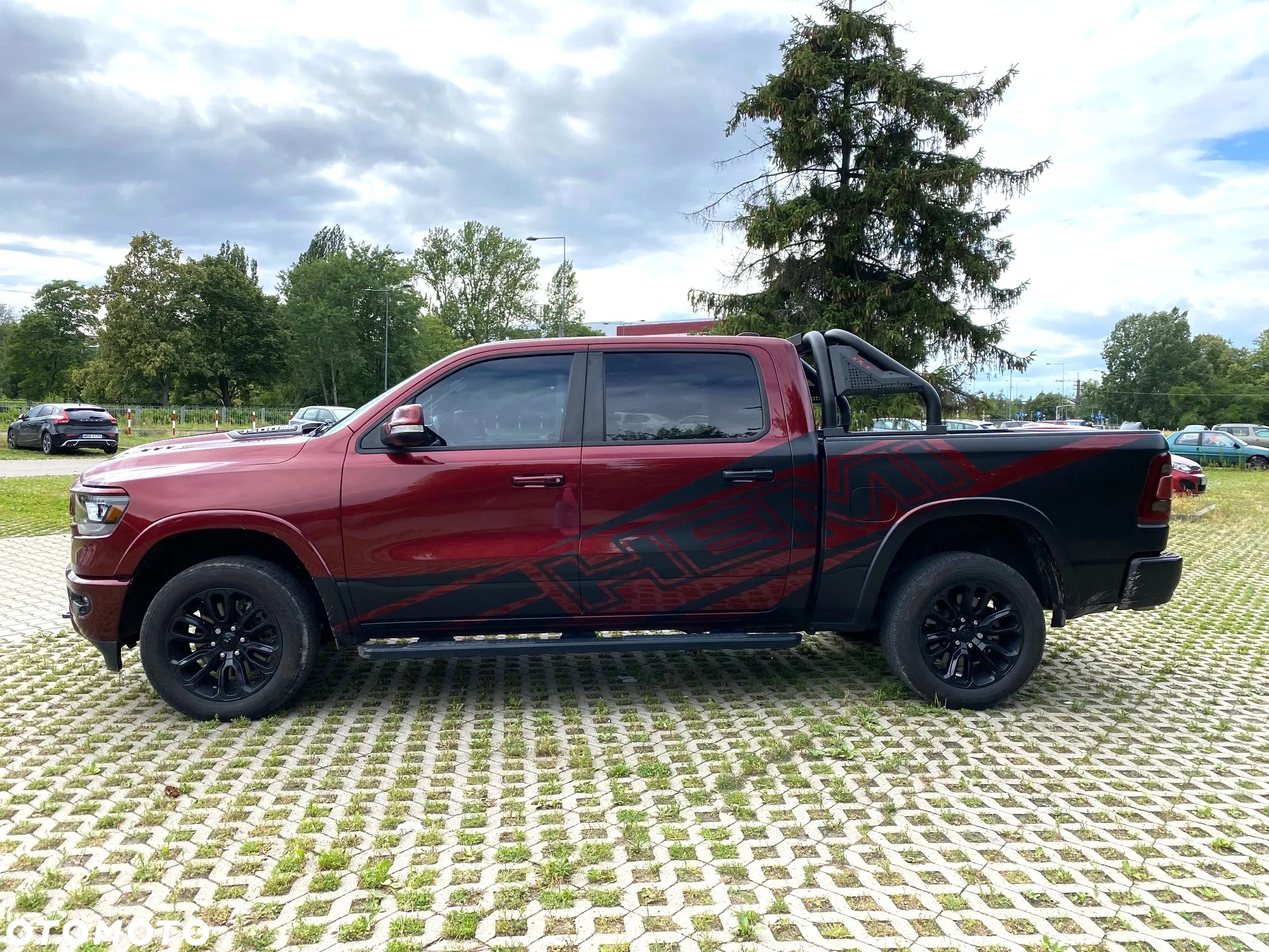 RAM 1500 Crew Cab Laramie - 4