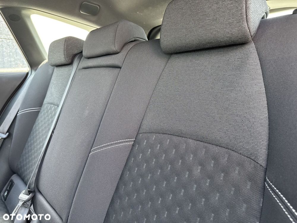 Toyota Corolla 2.0 Hybrid Comfort - 15