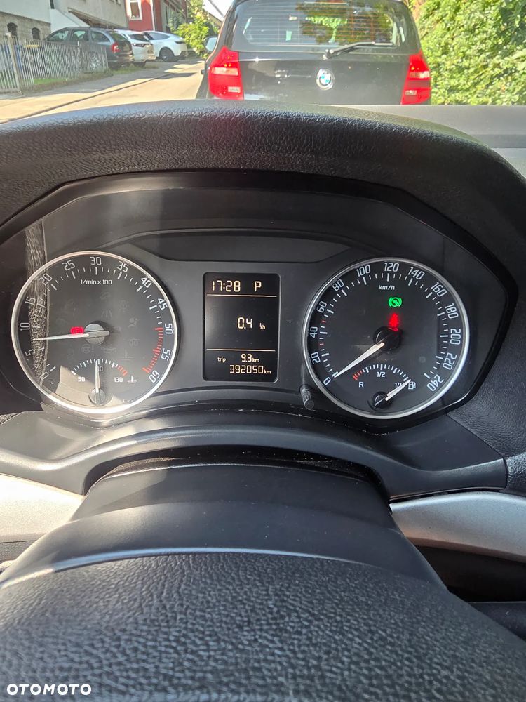 Skoda Octavia 1.6 TDI Ambition DSG - 12