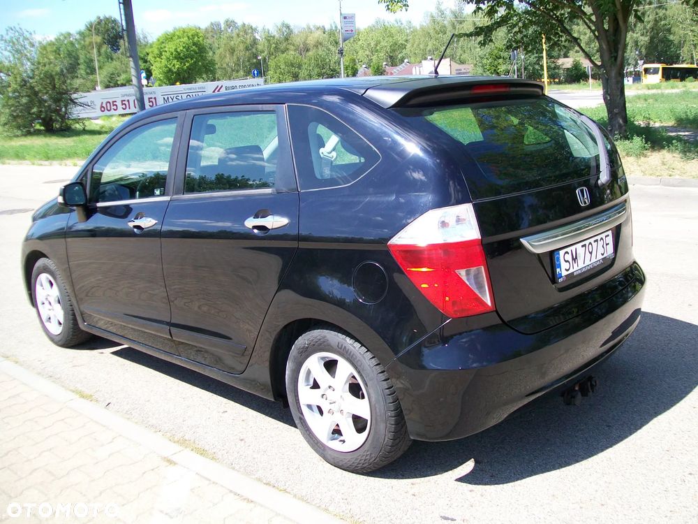 Honda Fr-V 2005 photo 3