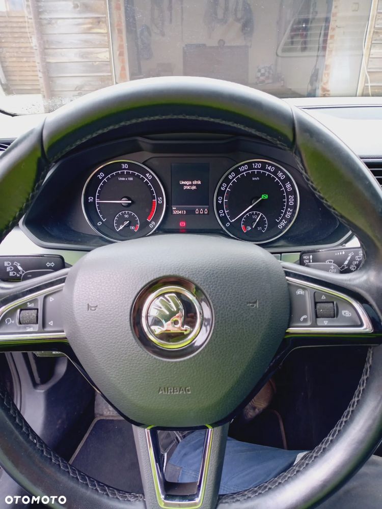 Skoda Superb 2.0 TDI Ambition DSG - 8