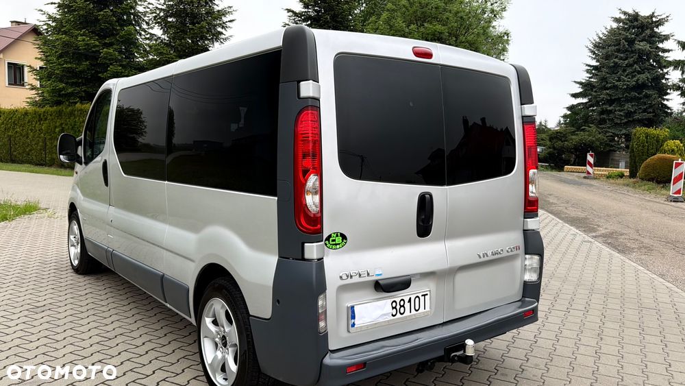 Opel Vivaro - 16