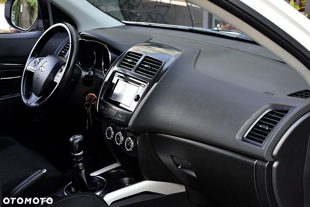 Mitsubishi ASX 1.8 DI-D 4WD Diamant Edition - 15