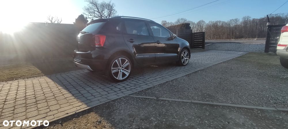 Volkswagen Polo 1.2 TSI Cross - 13