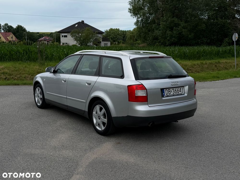 Audi A4 Avant - 5