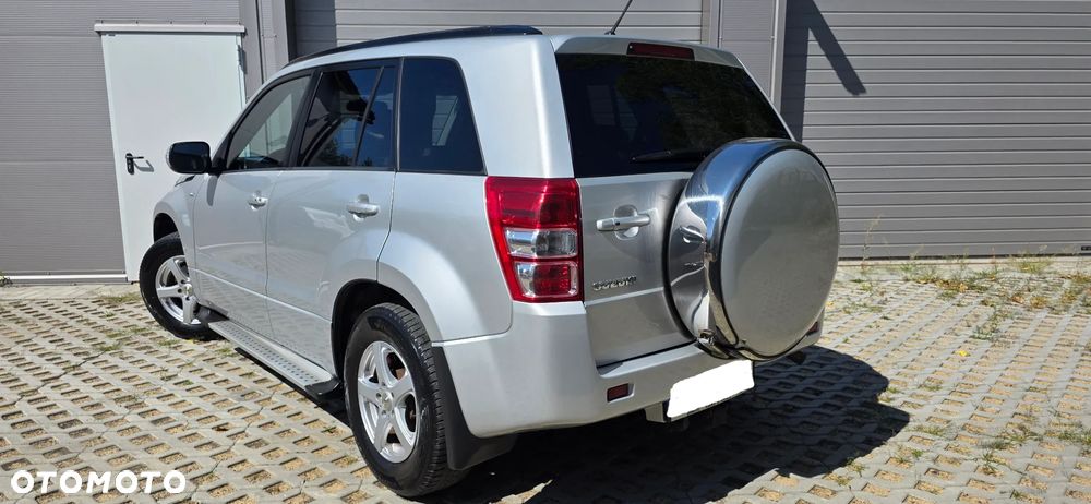 Suzuki Grand Vitara 1.9 DDiS - 3