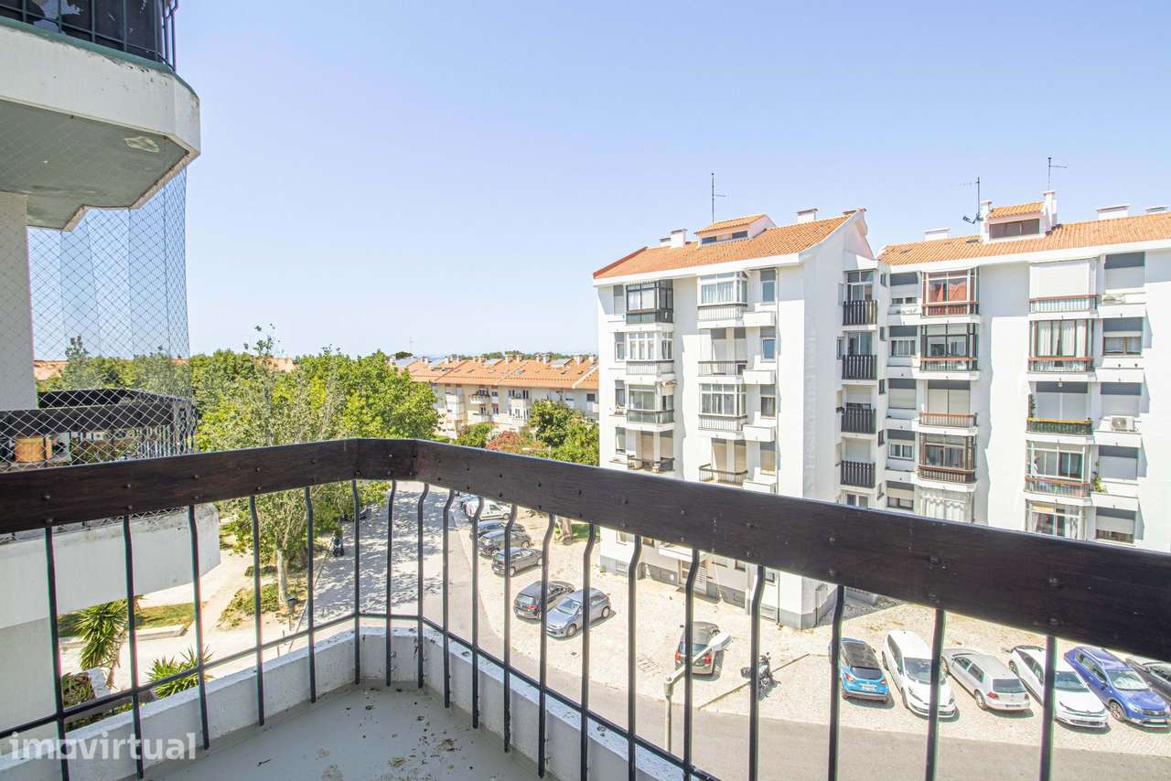 Excelente apartamento T2 com localização privilegiada em São João do E - Grande imagem: 5/30