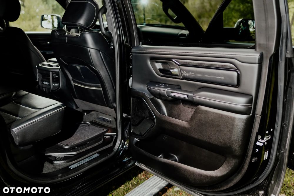 RAM 1500 5.7 Crew Cab Limited - 7