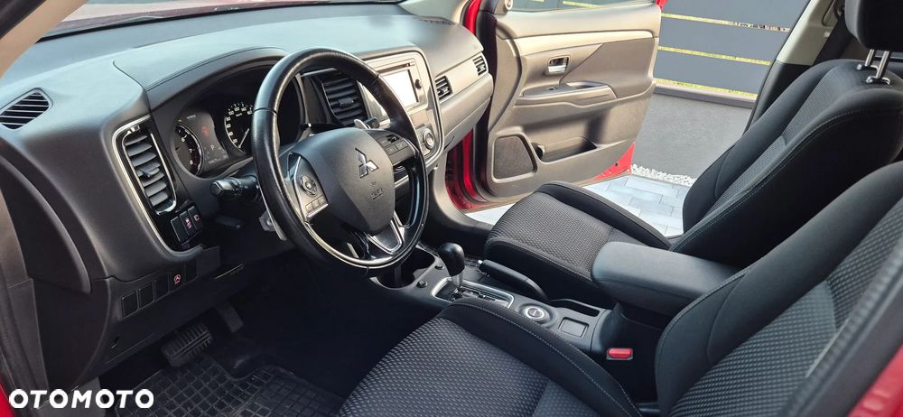 Mitsubishi Outlander 2.0 Intense + 4WD CVT - 25