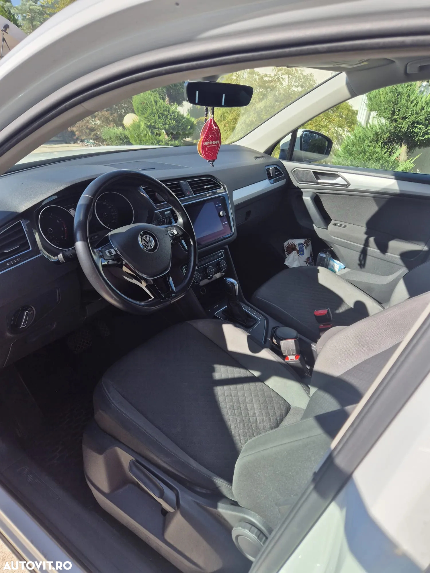 Volkswagen Tiguan - 6