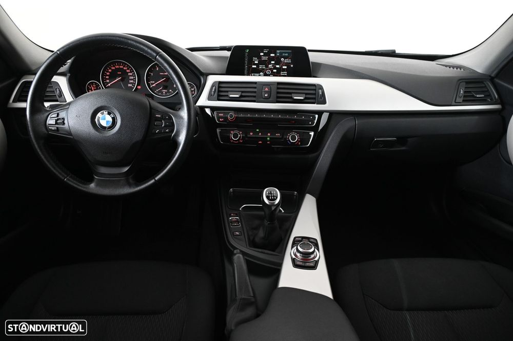 BMW 318 d Touring Advantage - 3
