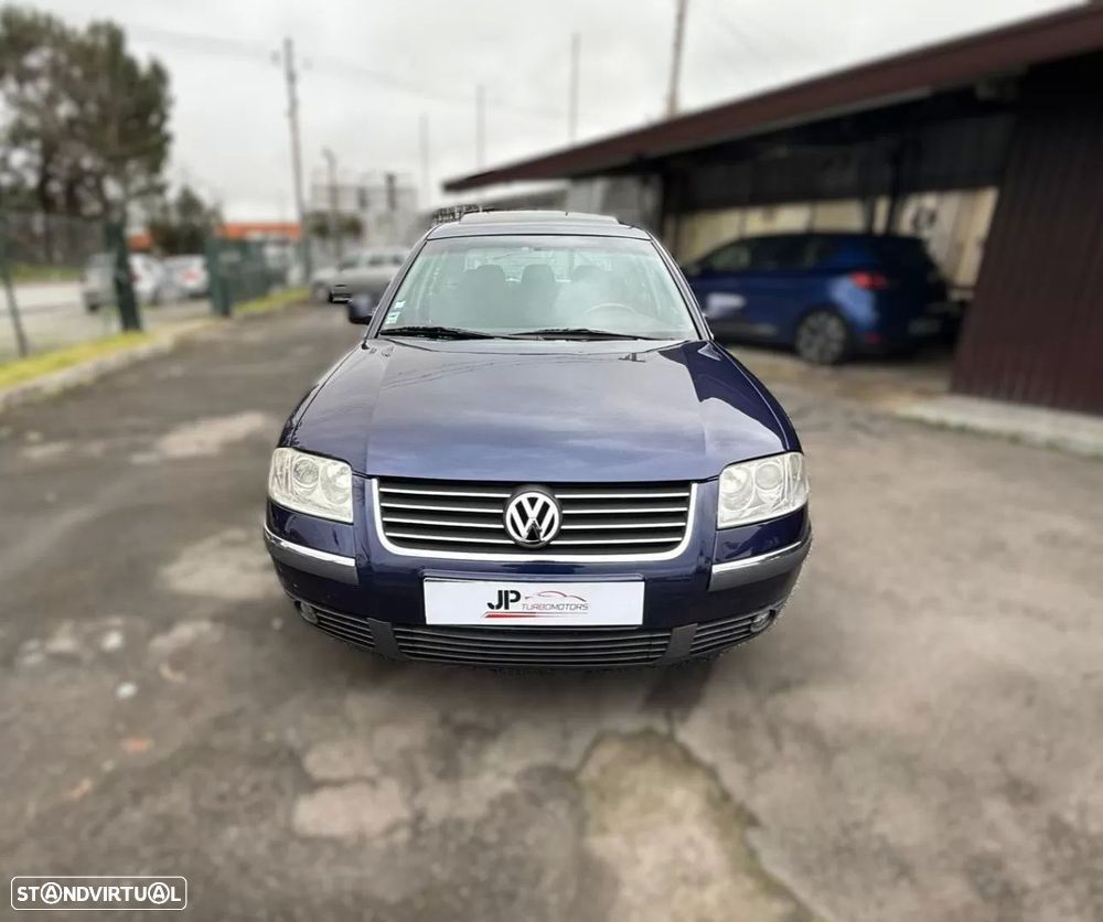 VW Passat 1.9 TDi Highline - 2