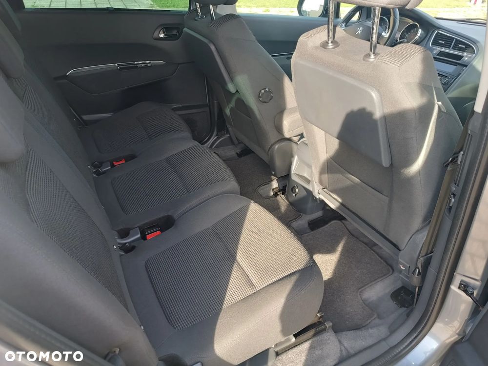 Peugeot 5008 2.0 HDi Family 7os - 18