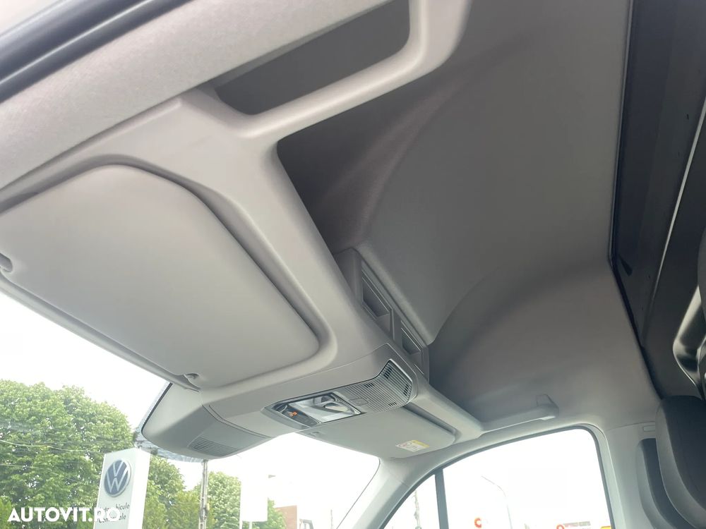 Volkswagen Crafter - 12