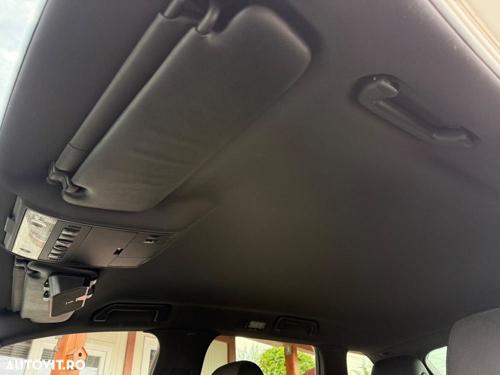 Porsche Cayenne - 34