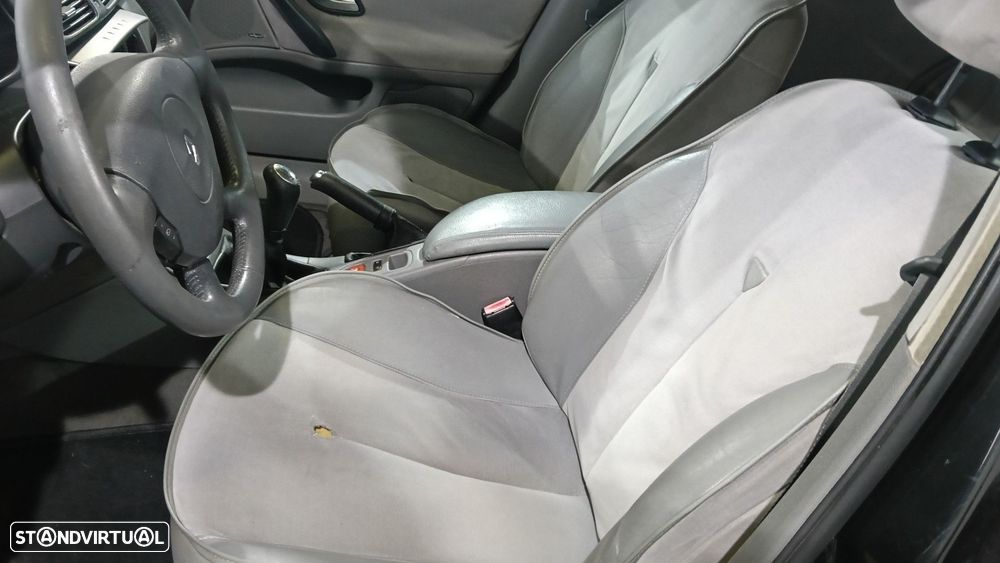 Renault Laguna Break 1.6 Privilège - 13