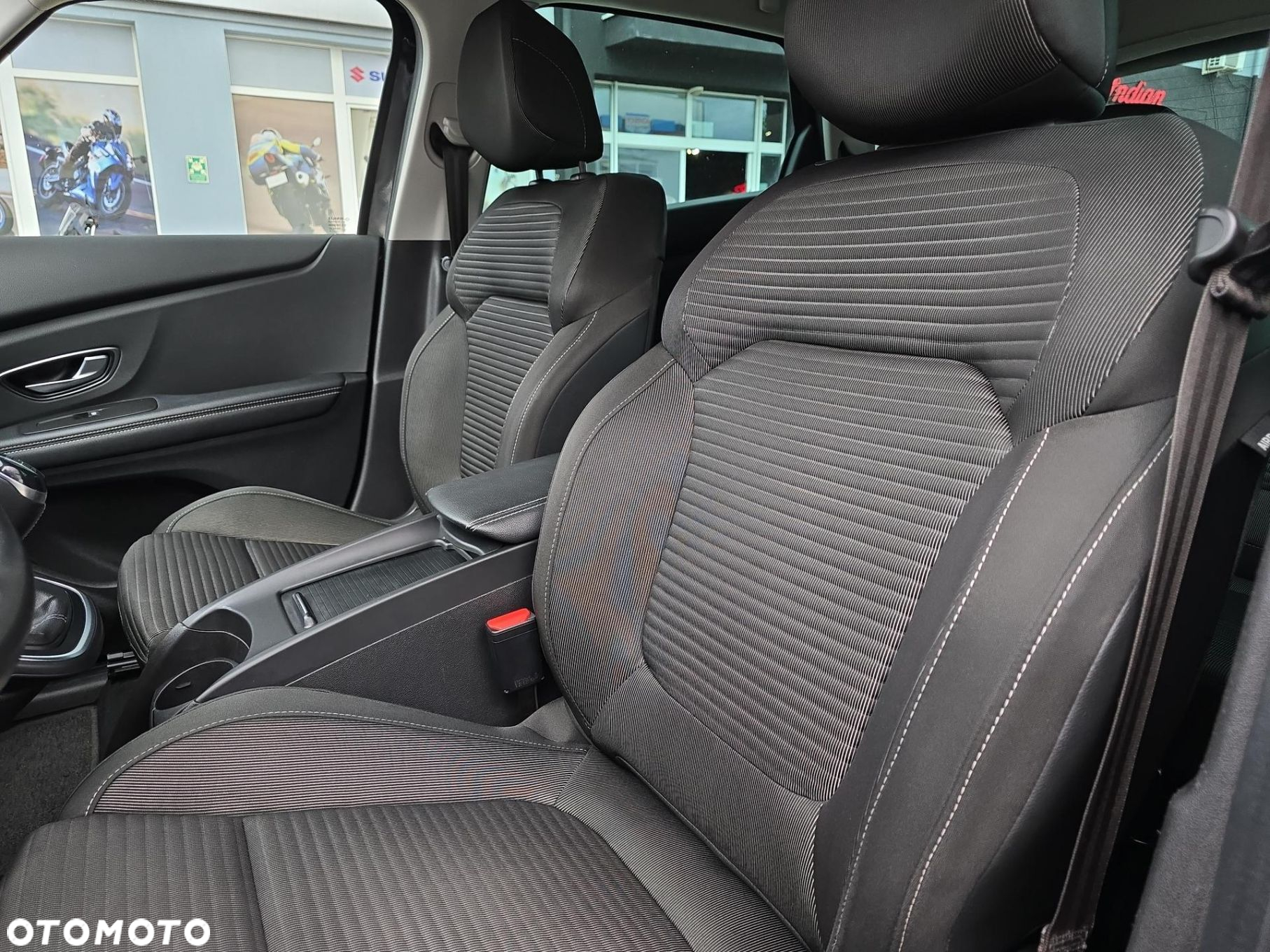 Renault Scenic 1.7 Blue dCi Zen - 14