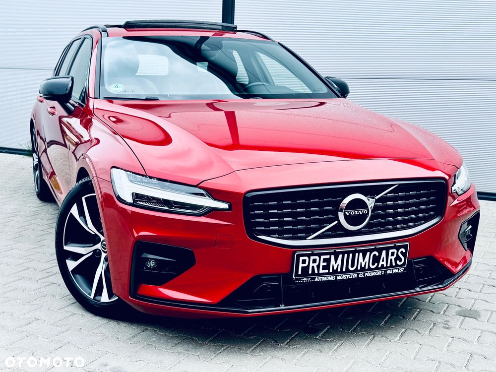 Volvo V60 B3 B R-Design - 1
