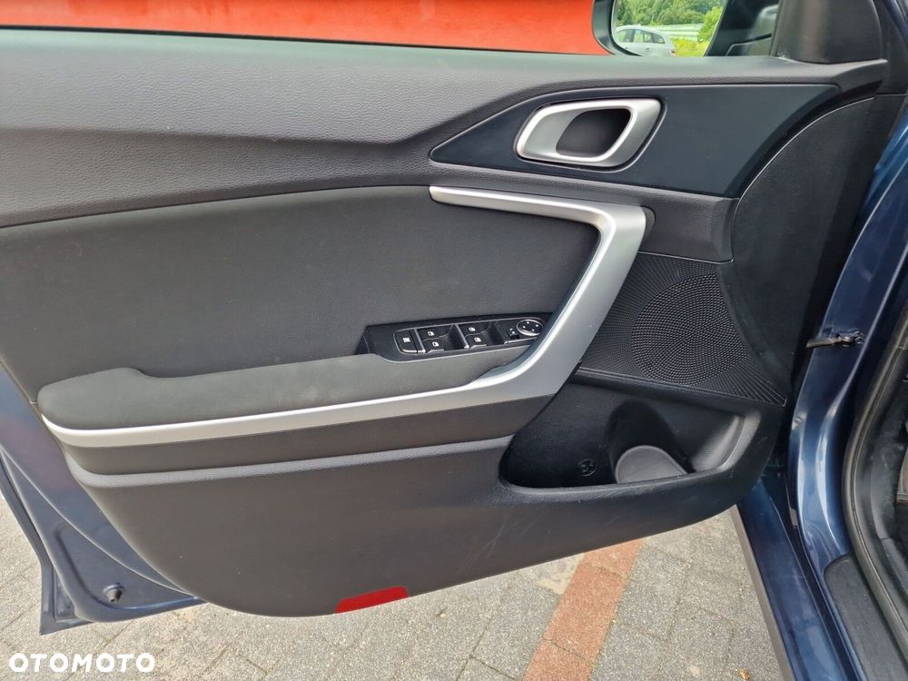 Kia Ceed 1.0 T-GDI M - 17
