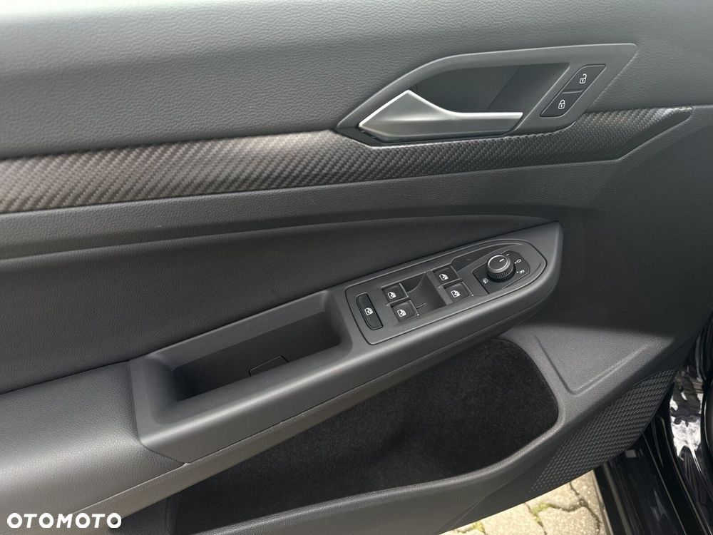 Volkswagen Golf - 10