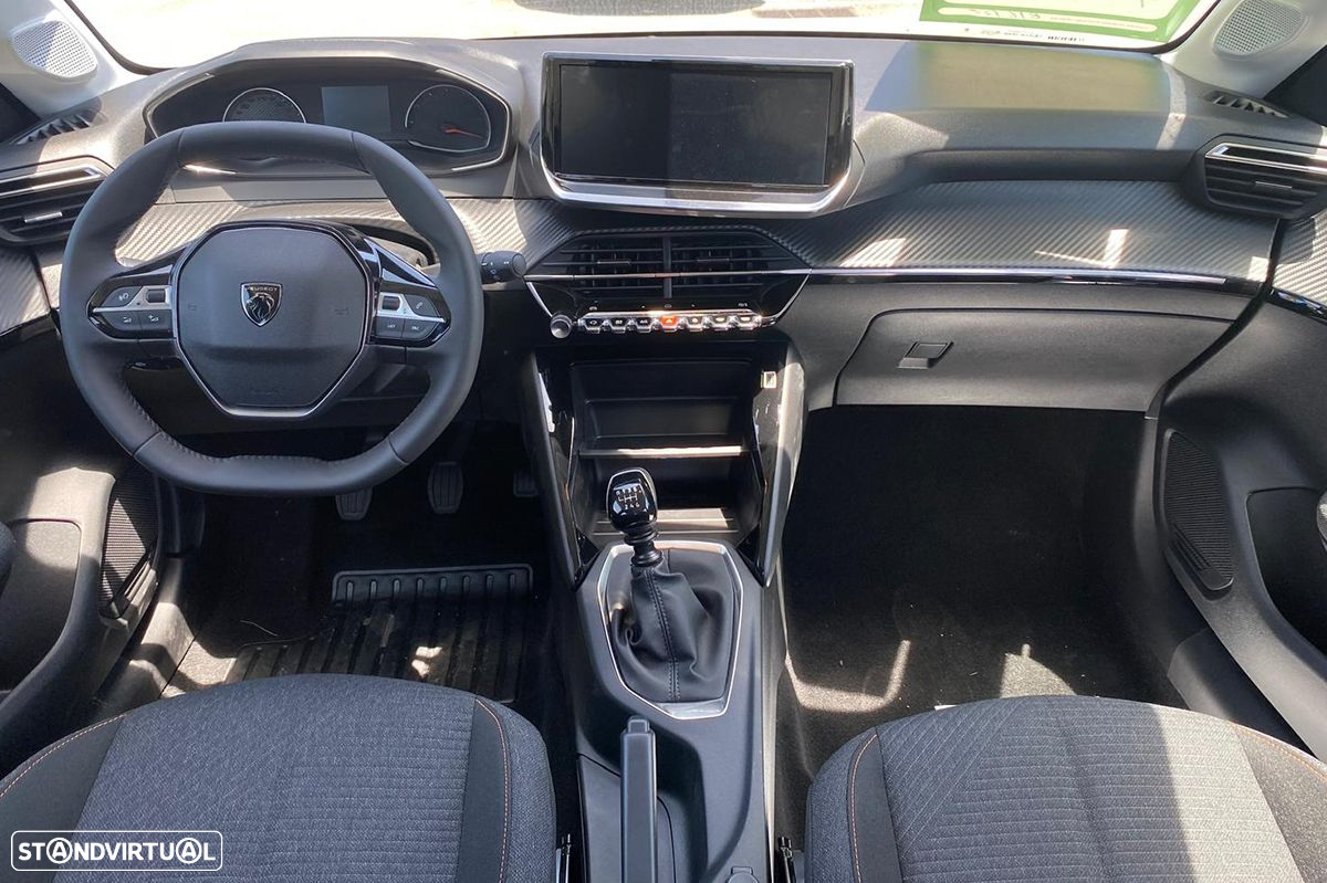 Peugeot 208 1.2 PureTech SE Style - 7