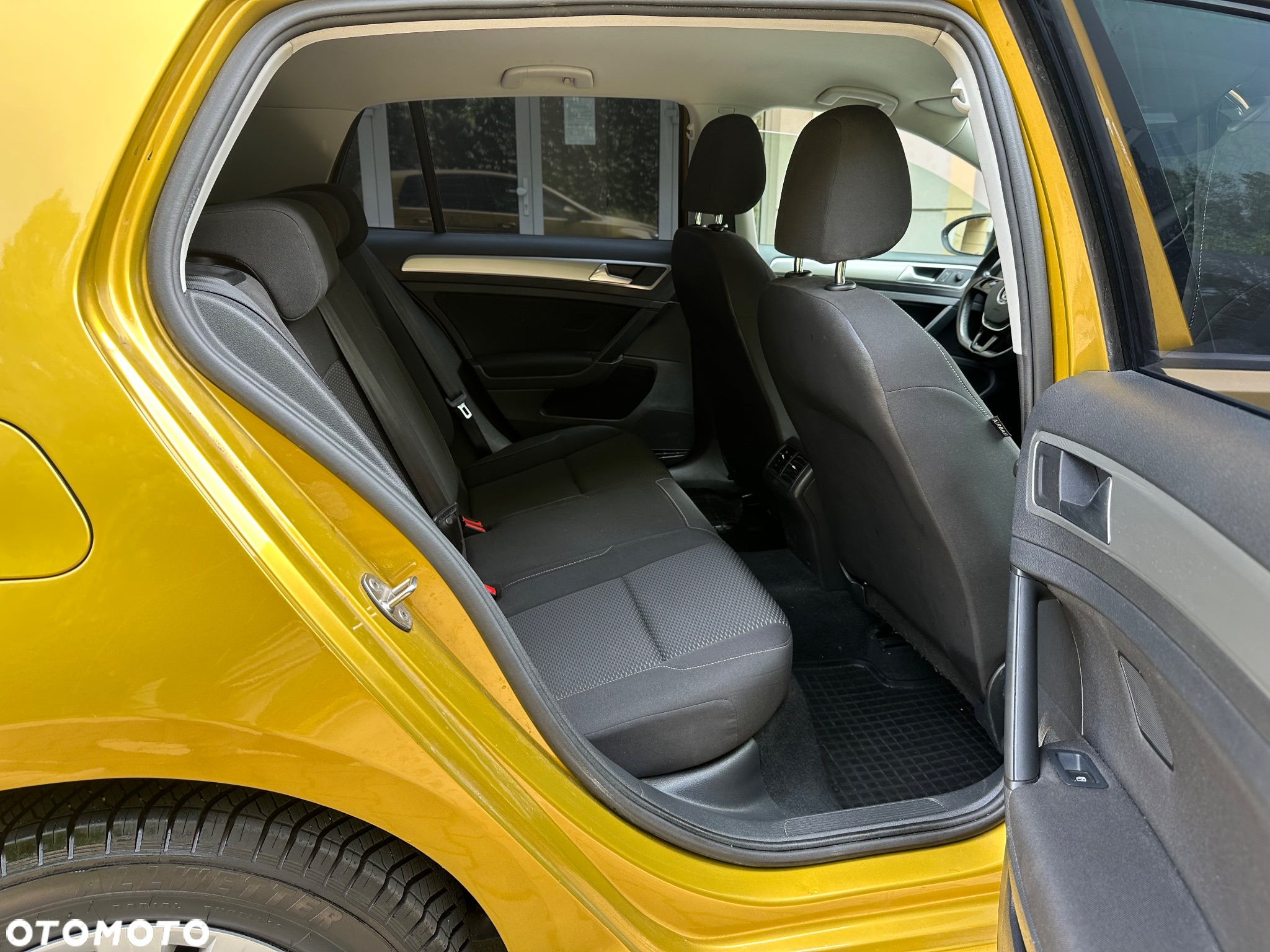 Volkswagen Golf VII 1.0 TSI BMT Trendline - 16