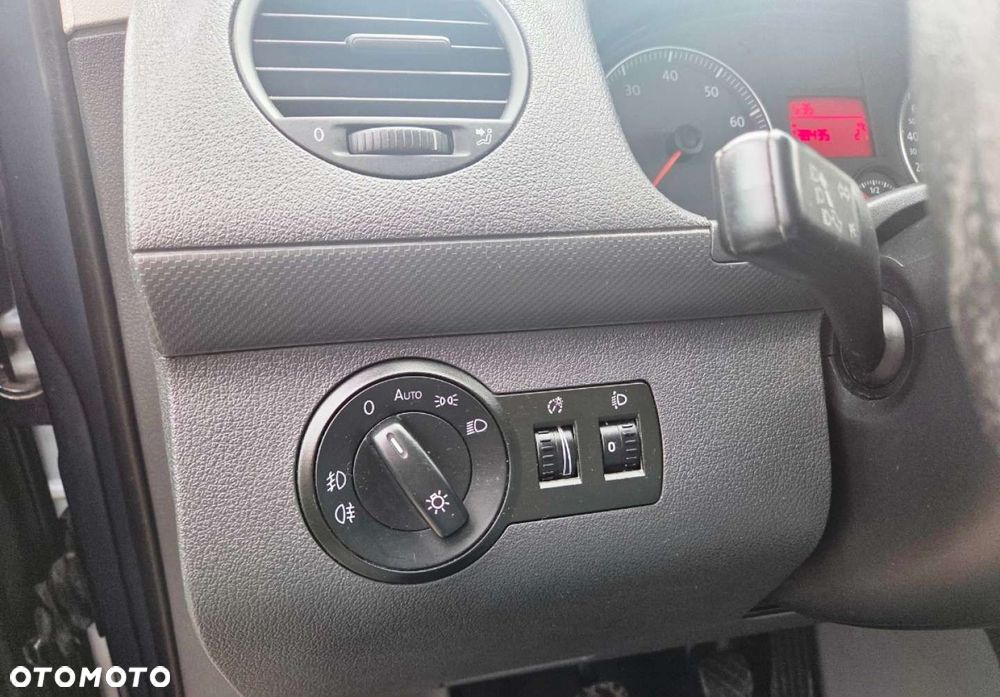 Volkswagen Caddy - 12