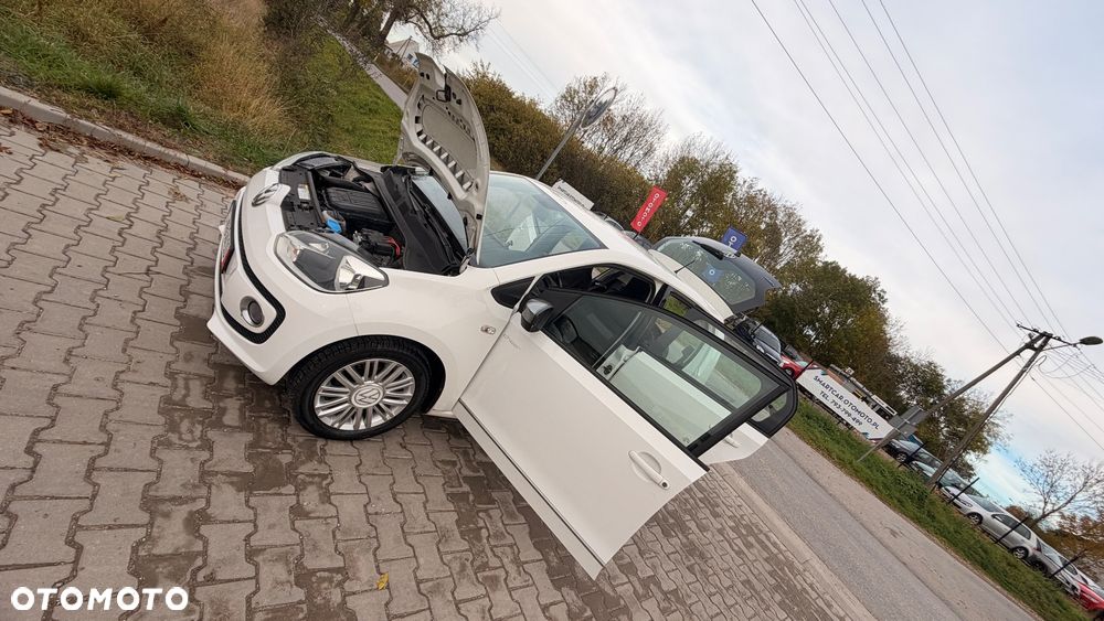Volkswagen up! - 27