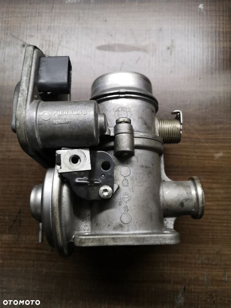 PRZEPUSTNICA POWIETRZA BMW E53 E60 E70 E83 E87 E90 2.0d M47 3.0d M57 7804384 - 3
