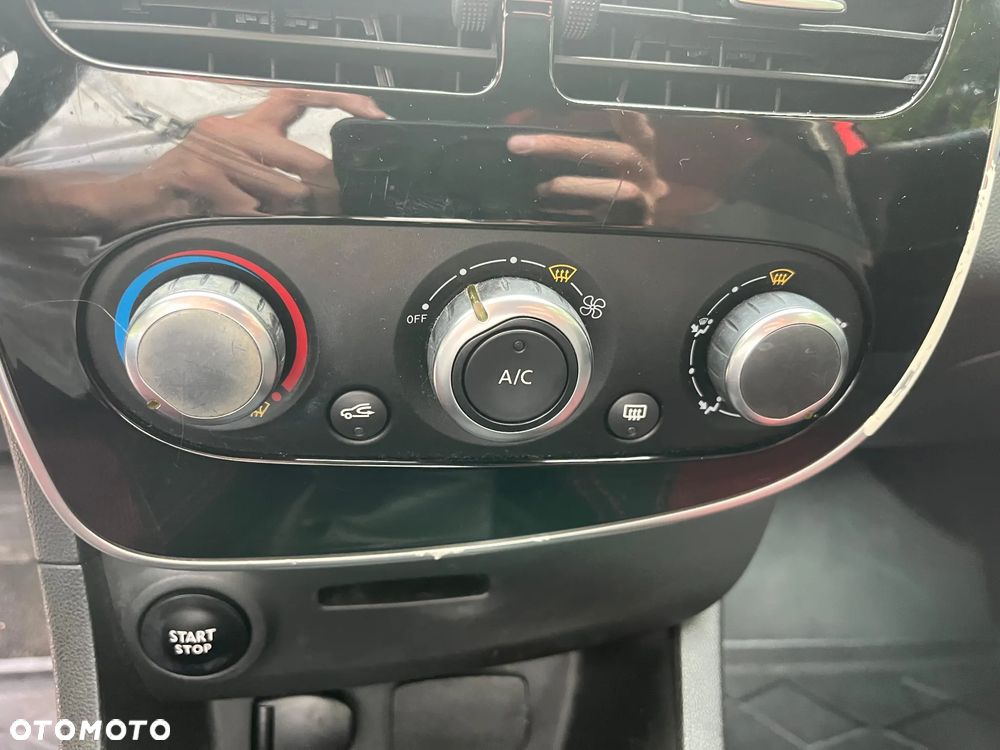 Renault Clio 1.2 16V Alize - 13