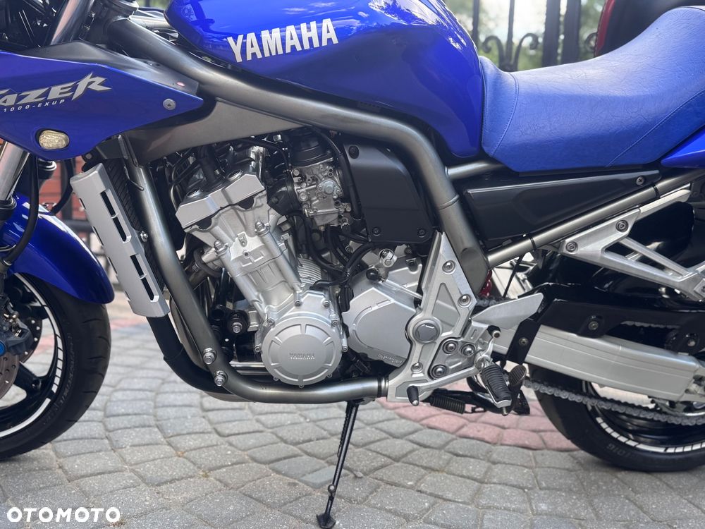 Yamaha FZS - 16