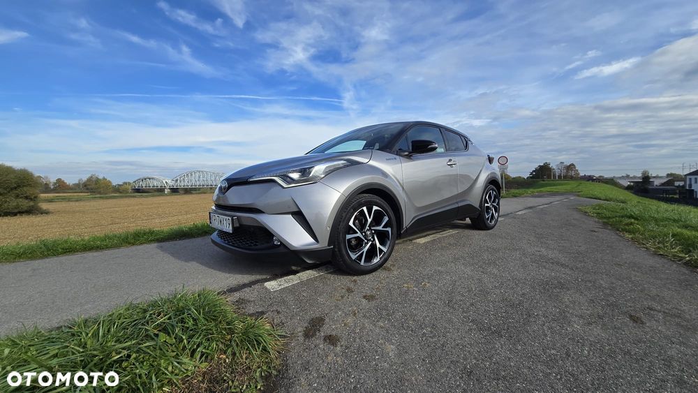 Toyota C-HR - 11