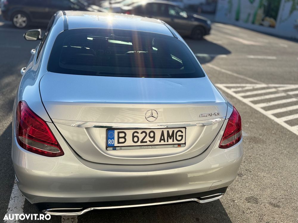 Mercedes-Benz C - 9
