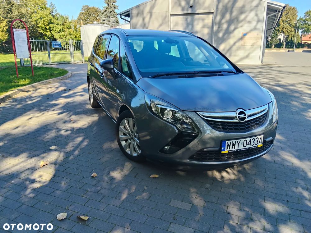 Opel Zafira - 1