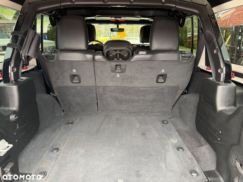 Jeep Wrangler Unlimited 3.6 Automatik Rubicon X - 11