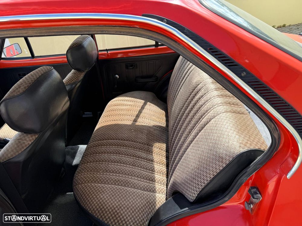 Ford Escort - 13