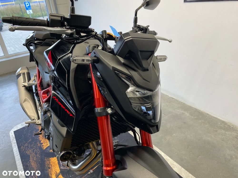Honda Hornet - 23