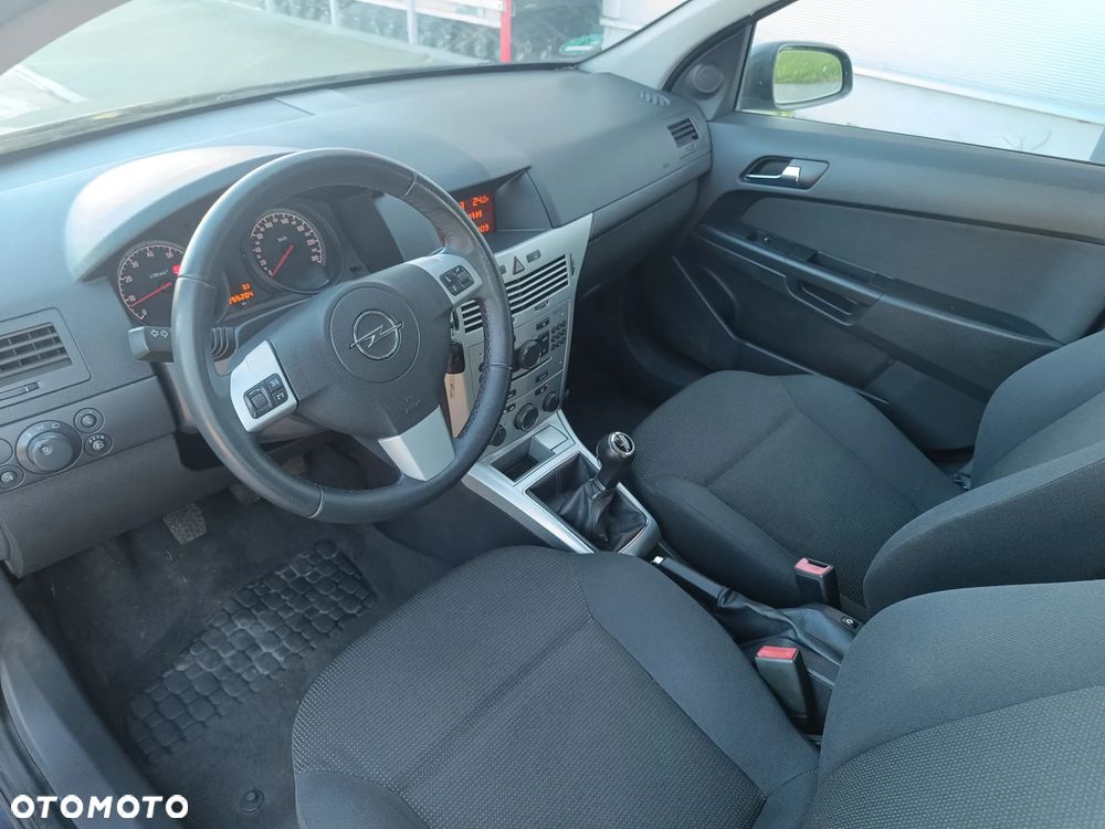 Opel Astra - 10
