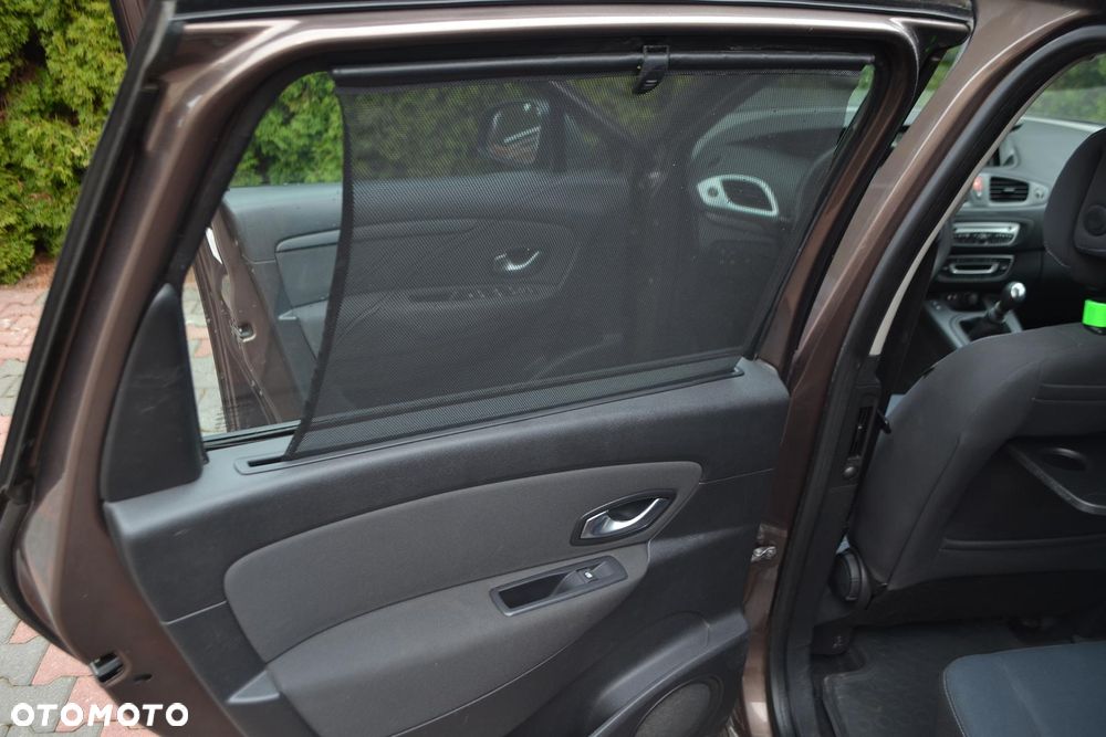 Renault Scenic 1.5 dCi Privilege - 14