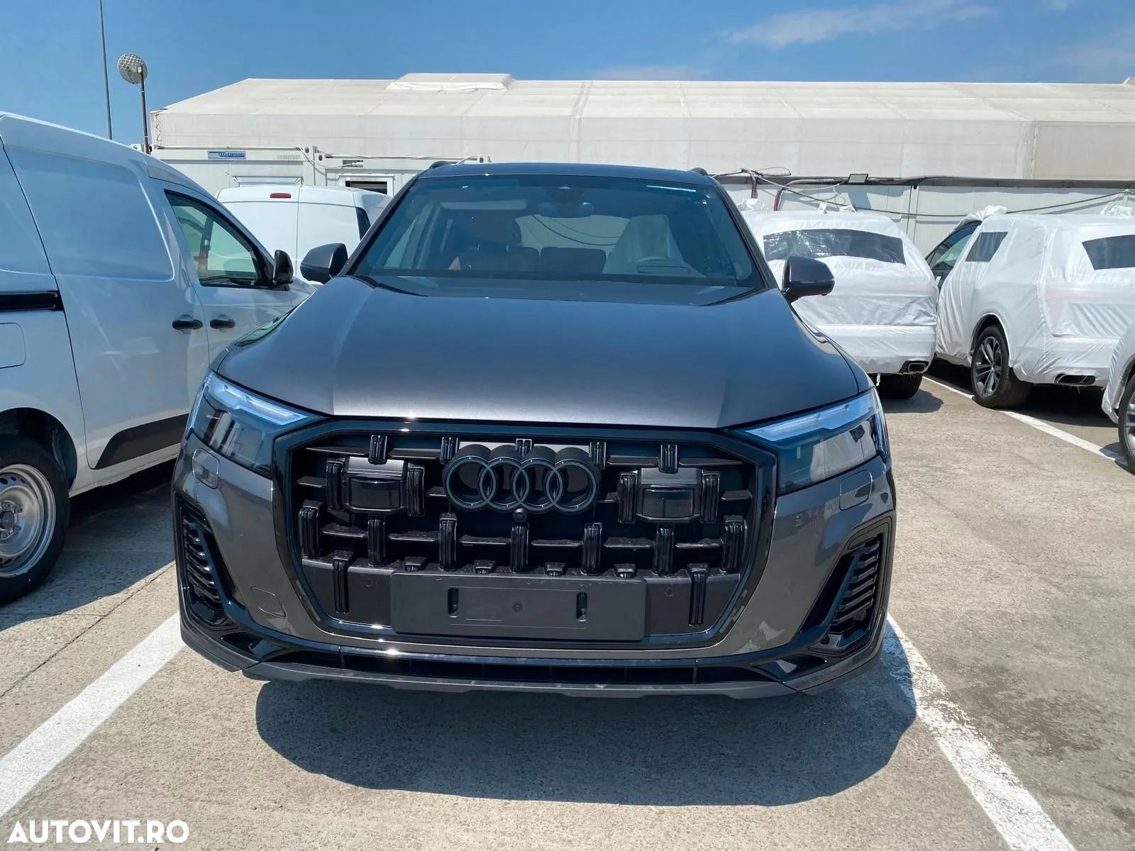 Audi Q7 - 1