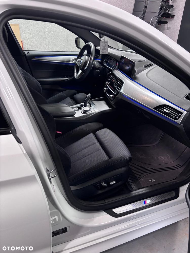 BMW Seria 5 - 12