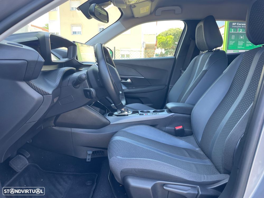 Peugeot e-2008 50 kWh Allure Pack - 9