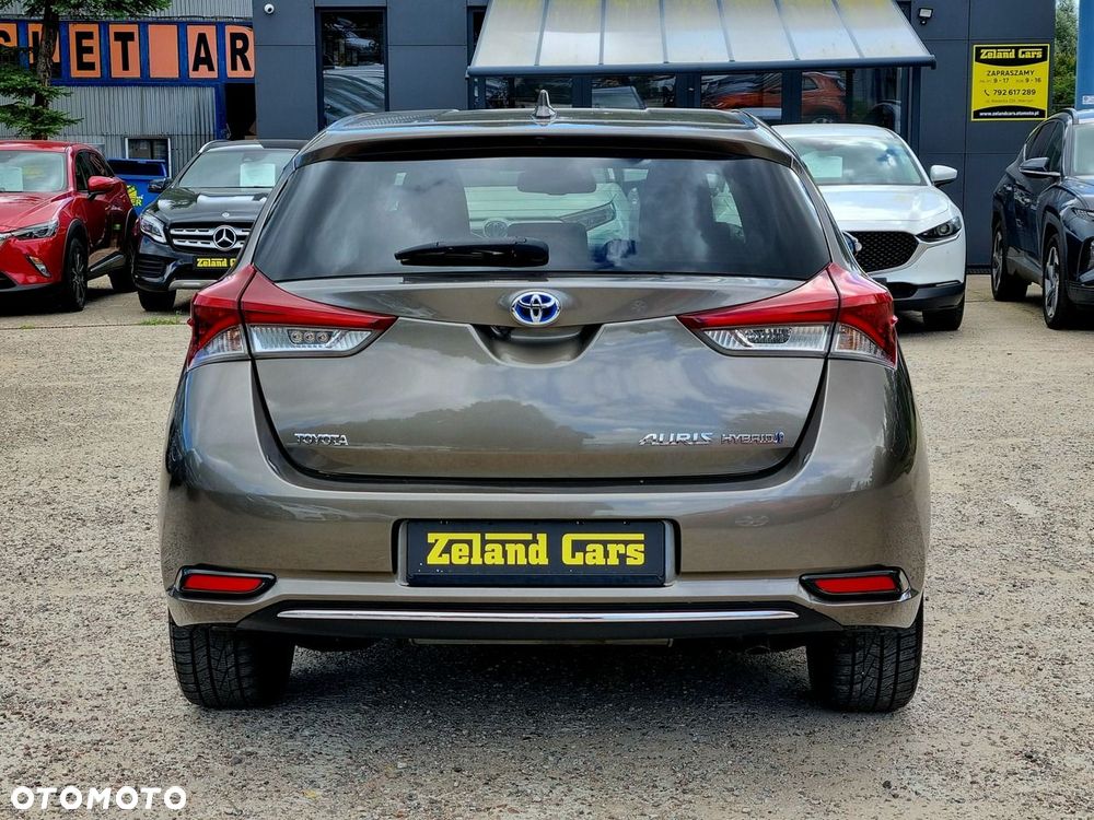 Toyota Auris Hybrid 135 Comfort - 6
