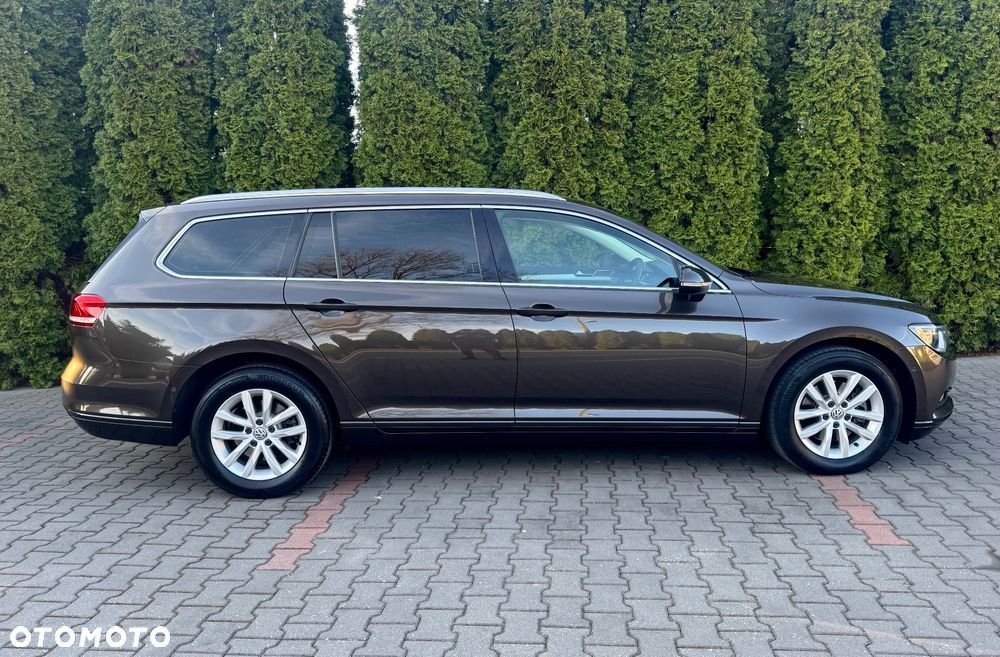 Volkswagen Passat 2.0 TDI (BlueMotion Technology) Comfortline - 11