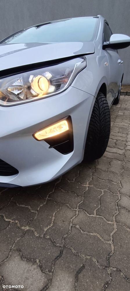 Kia Ceed 1.6 CRDi SCR M - 14