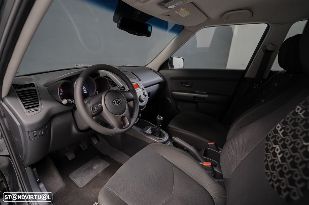 Kia Soul 1.6 CRDi TX - 22