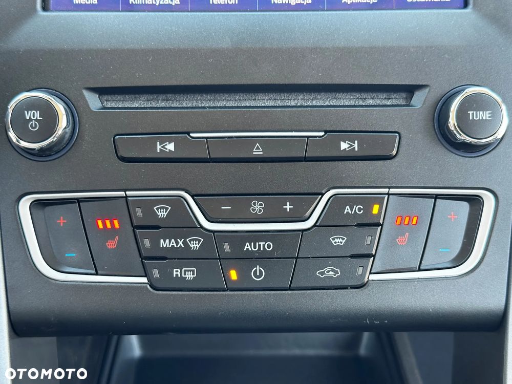 Ford Mondeo 2.0 TDCi Titanium PowerShift - 32