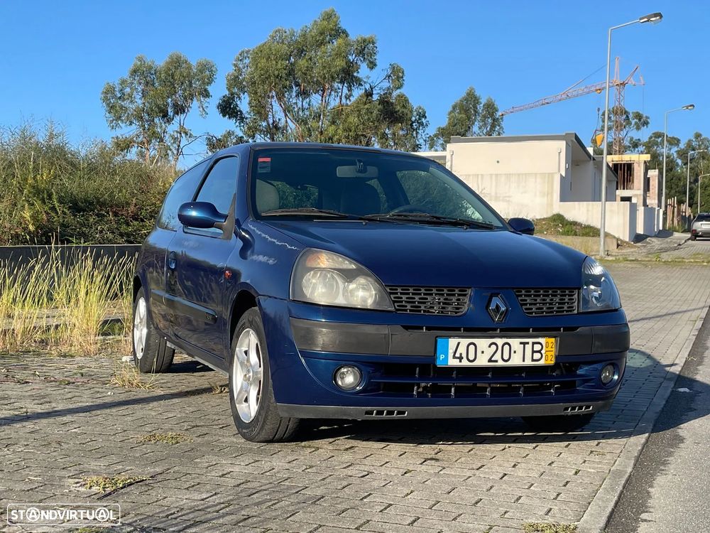 Renault Clio 1.2 16V Privilège - 4