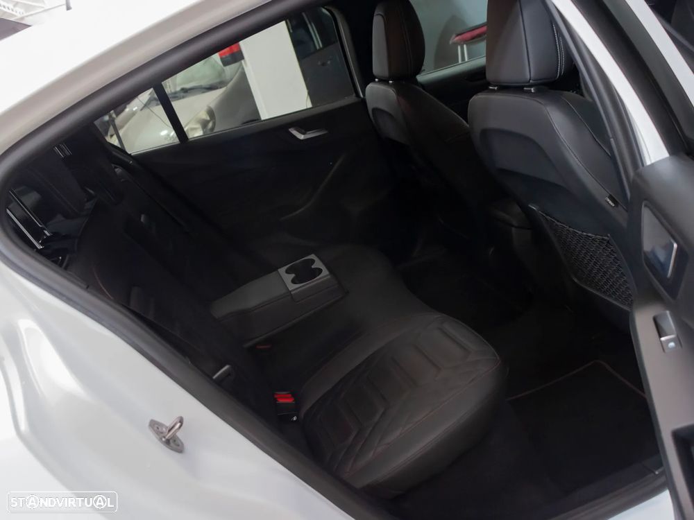 Ford Focus 1.0 EcoBoost MHEV ST-Line Aut. - 10