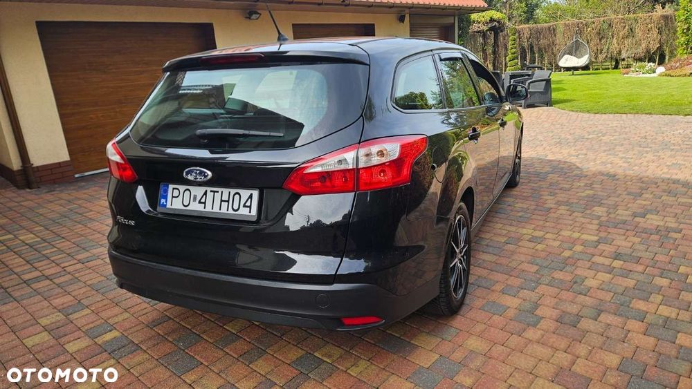 Ford Focus Turnier 1.6 TDCi DPF Start-Stopp-System Ambiente - 8